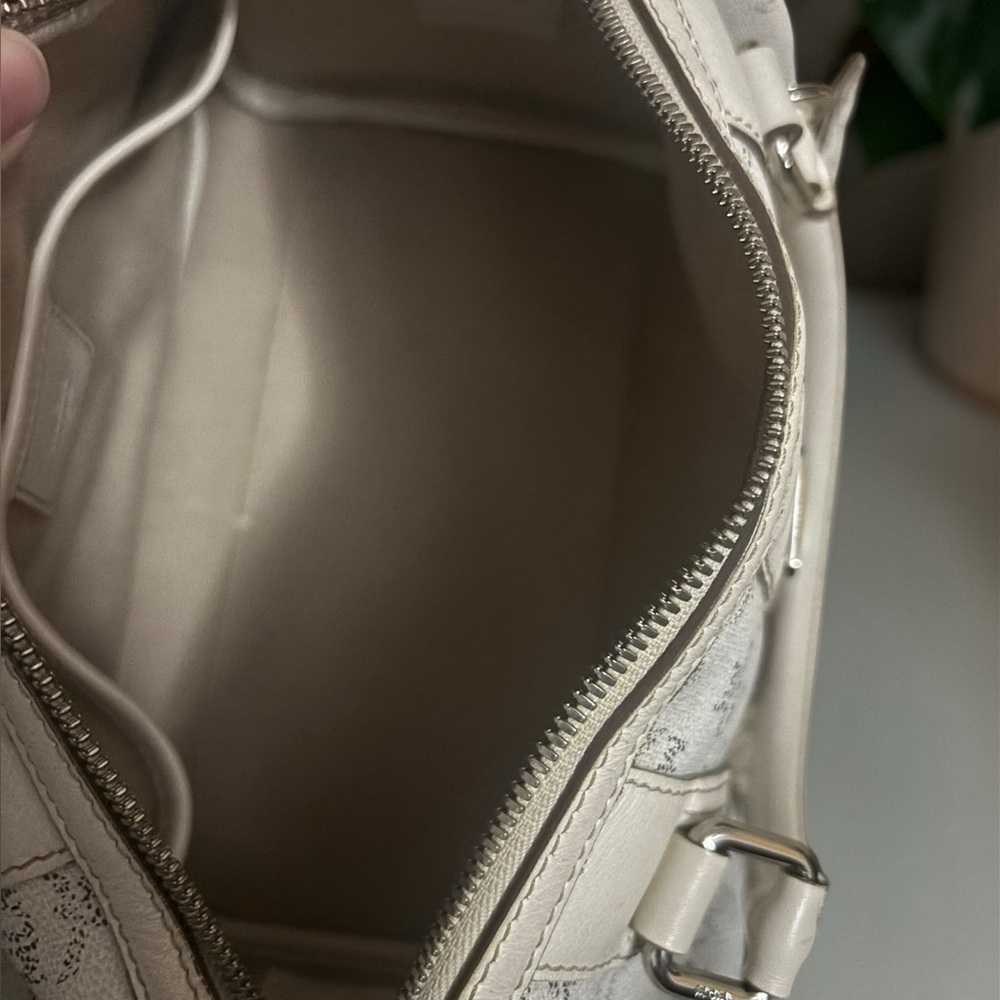 MCM Cream Logo Satchel with Gold Plaque and Charm - Picture 9 of 11